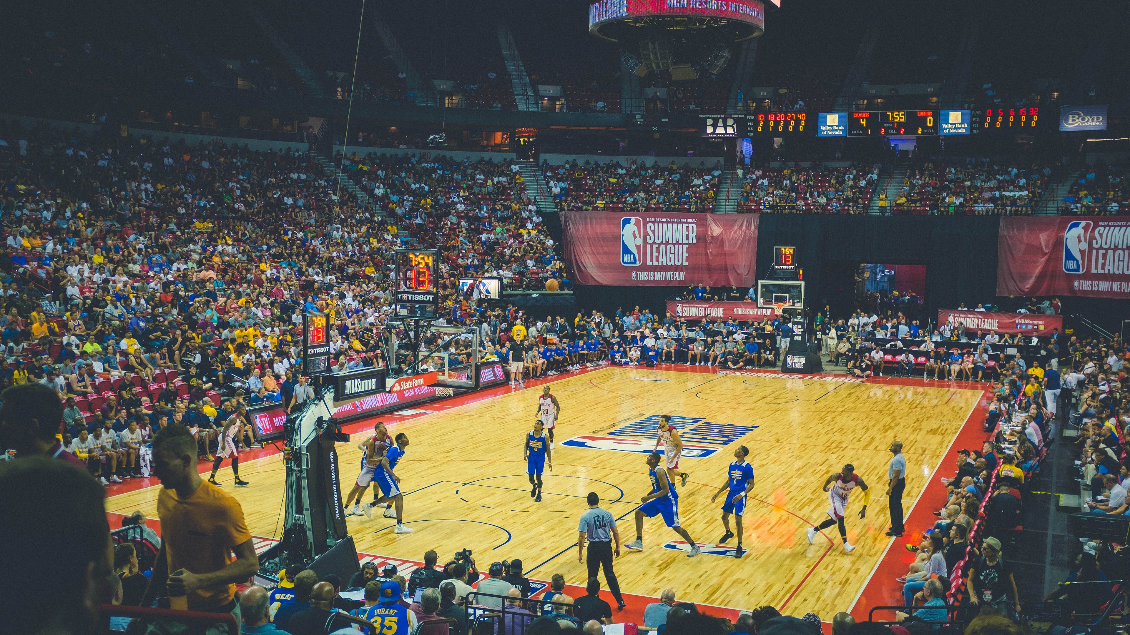 “运动与心理健康”主题体育节 心理游戏结合轻体力活动